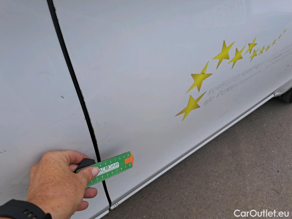  Mercedes  Vito MERCEDES-BENZ  / 2014 / 4P / furgón 114CDI TD 100kW furgón Pro compacta #24
