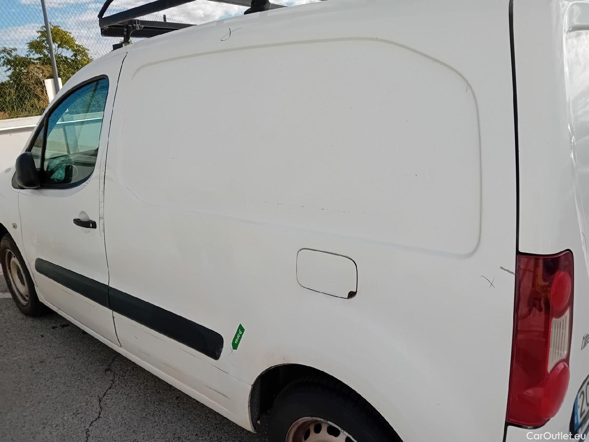  Citroen  Berlingo CITROEN  / 2015 / 3P / furgón derivado de turismo BlueHDi 74KW (100CV) #19