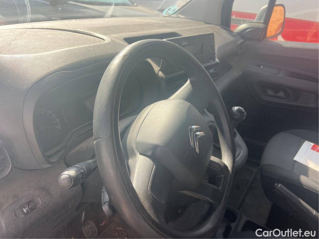  Citroen  Berlingo CITROEN  / 2018 / 3P / furgón derivado de turismo Talla M BlueHDi 100 CONTROL #19
