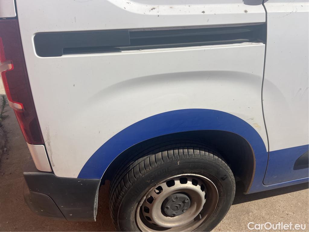  Citroen  Berlingo CITROEN  / 2018 / 3P / furgón derivado de turismo Talla M BlueHDi 100 CONTROL #13
