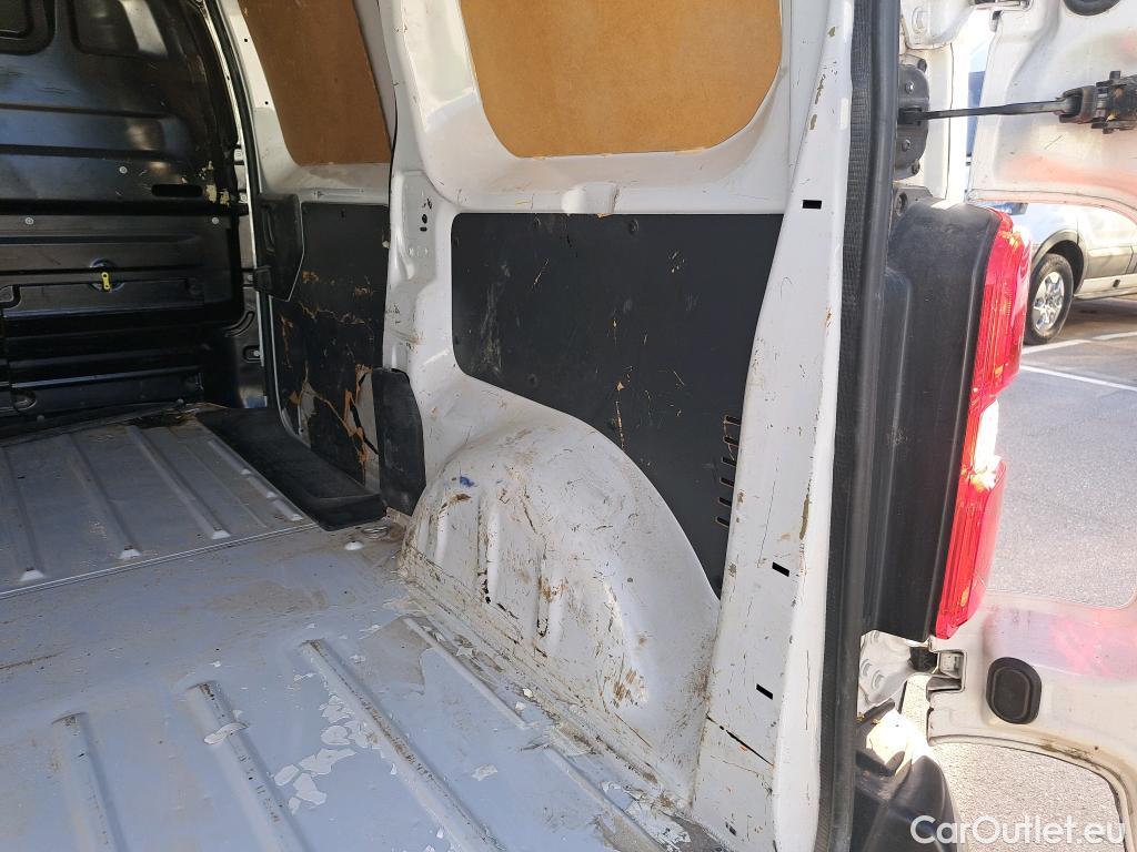  Opel  Vivaro OPEL  / 2019 / 4P / furgón 1.5 Diésel 88kW (120CV) M Std Select #55