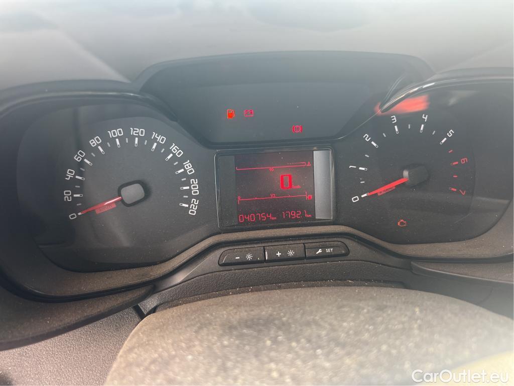  Citroen  Berlingo CITROEN  / 2018 / 3P / furgón derivado de turismo Talla M BlueHDi 100 CONTROL #25