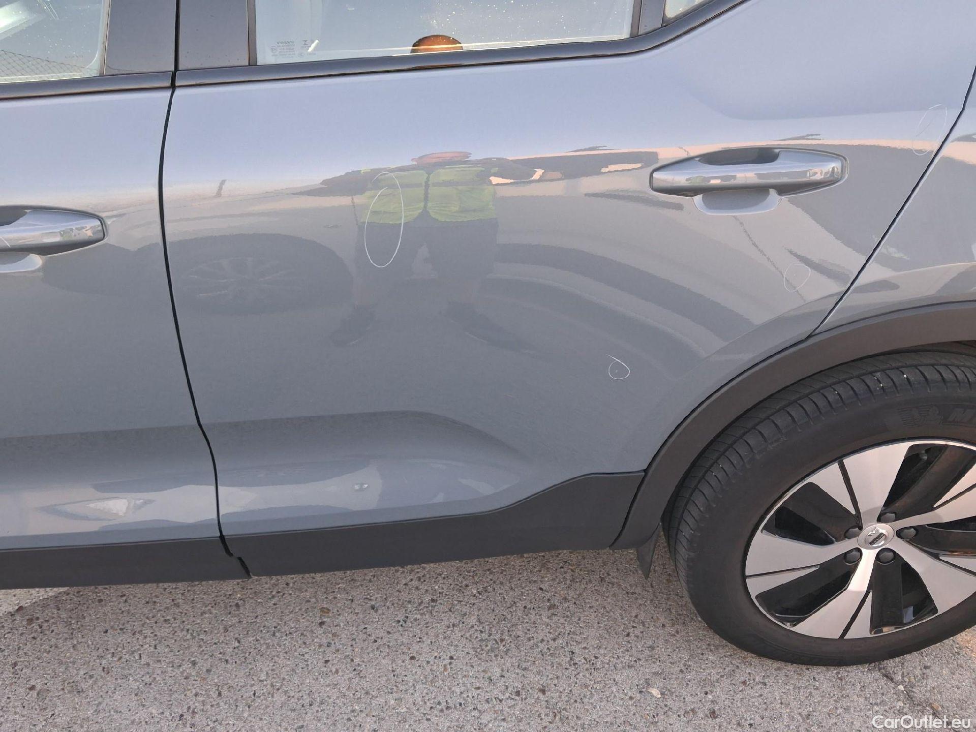  Volvo  XC 40 VOLVO XC40 / 2021 / 5P / todoterreno 1.5 T5 Recharge PHEV Plus Dark Auto #14