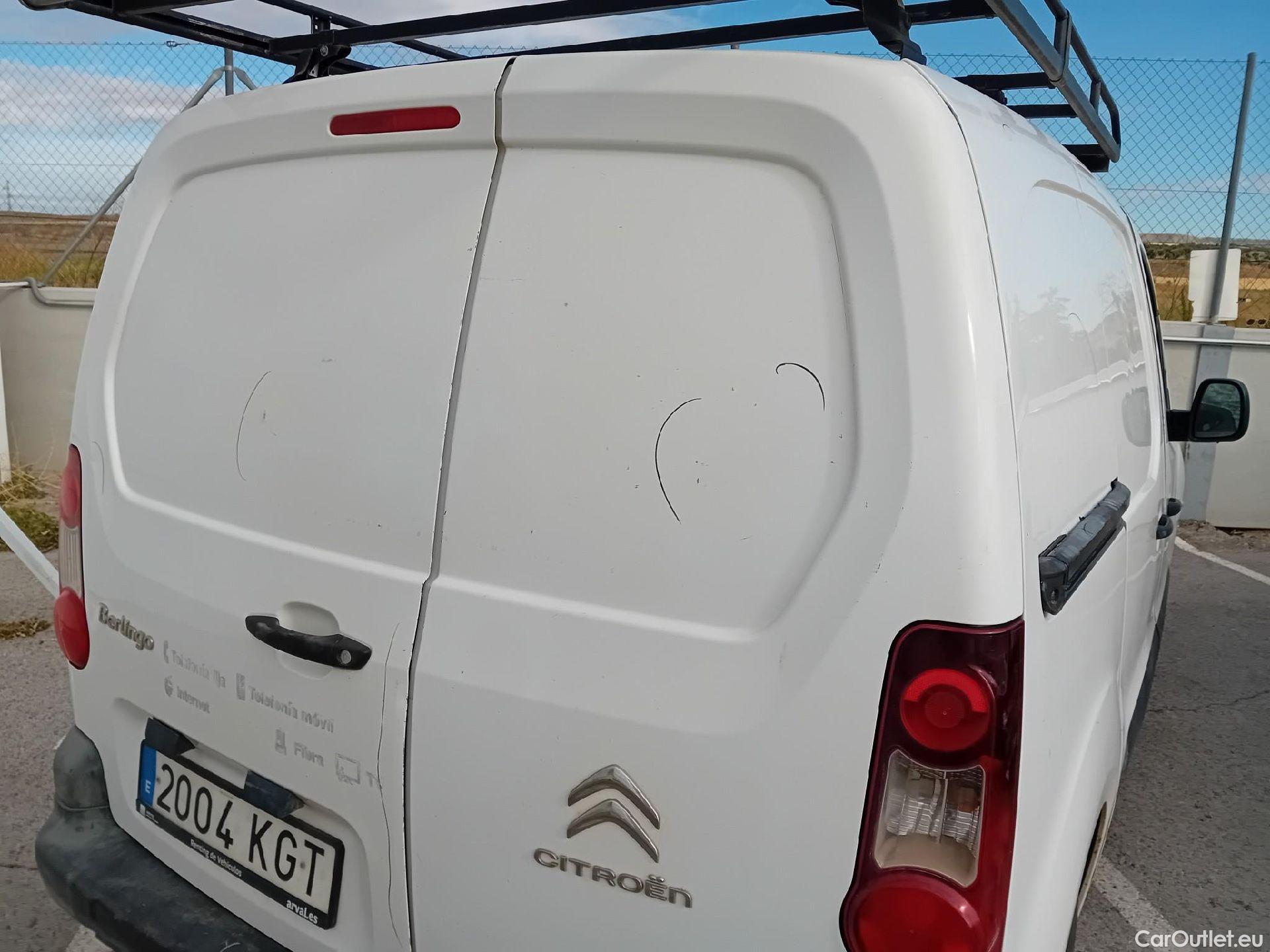  Citroen  Berlingo CITROEN  / 2015 / 3P / furgón derivado de turismo BlueHDi 74KW (100CV) #26