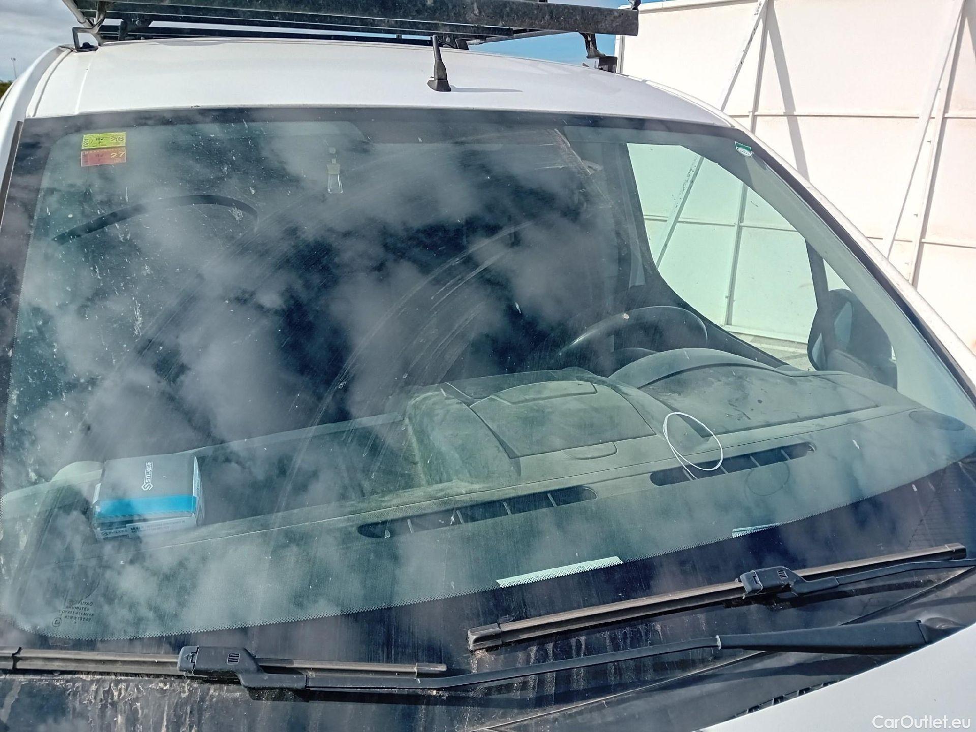  Citroen  Berlingo CITROEN  / 2015 / 3P / furgón derivado de turismo BlueHDi 74KW (100CV) #13