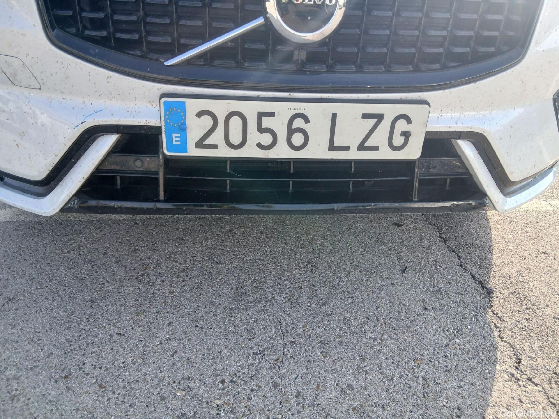  Volvo  XC60 VOLVO  2.0 T6 AWD Recharge Plus Dark Auto #11