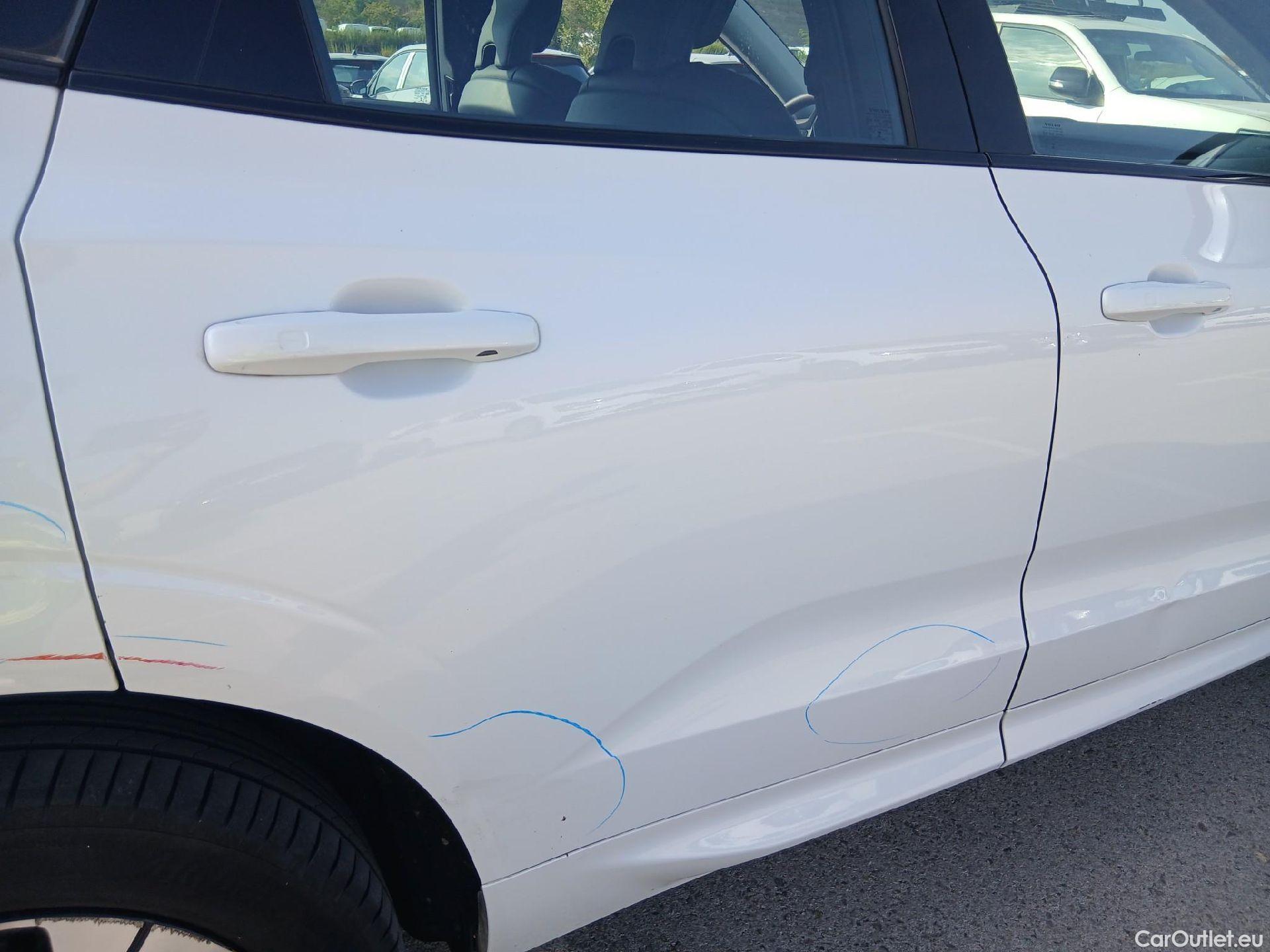  Volvo  XC60 VOLVO  2.0 T6 AWD Recharge Plus Dark Auto #47