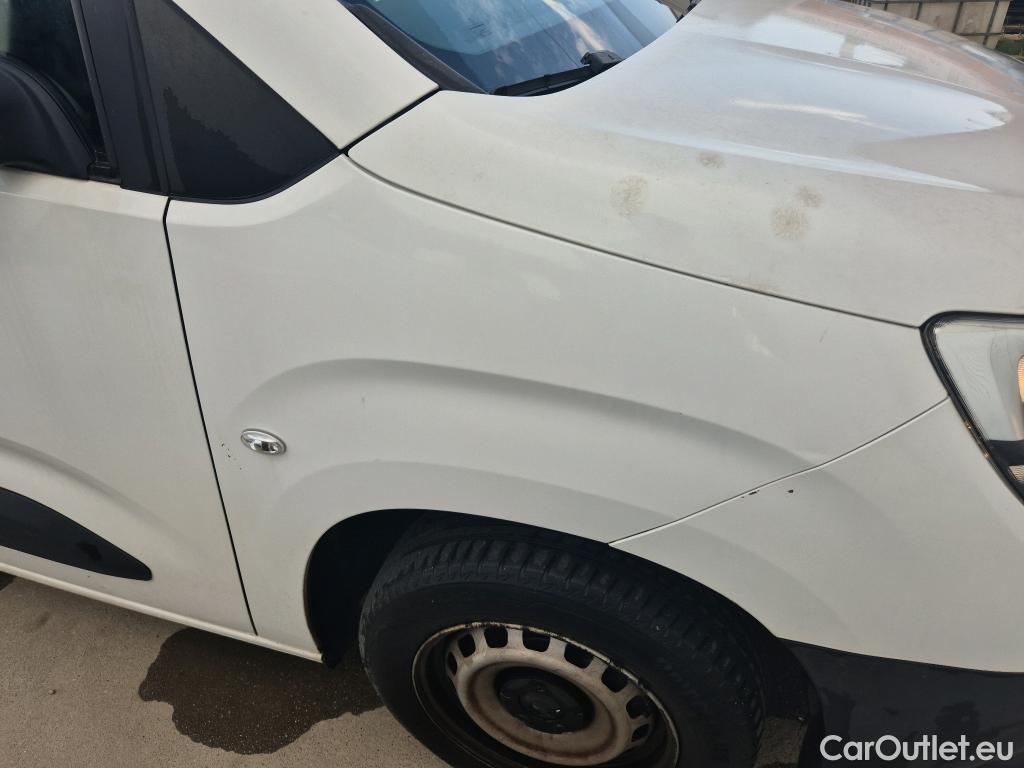  Opel  Combo OPEL  / 2018 / 3P / furgón derivado de turismo 1.5 TD 75kW (100CV) Express L H1 650kg (AC2) #34