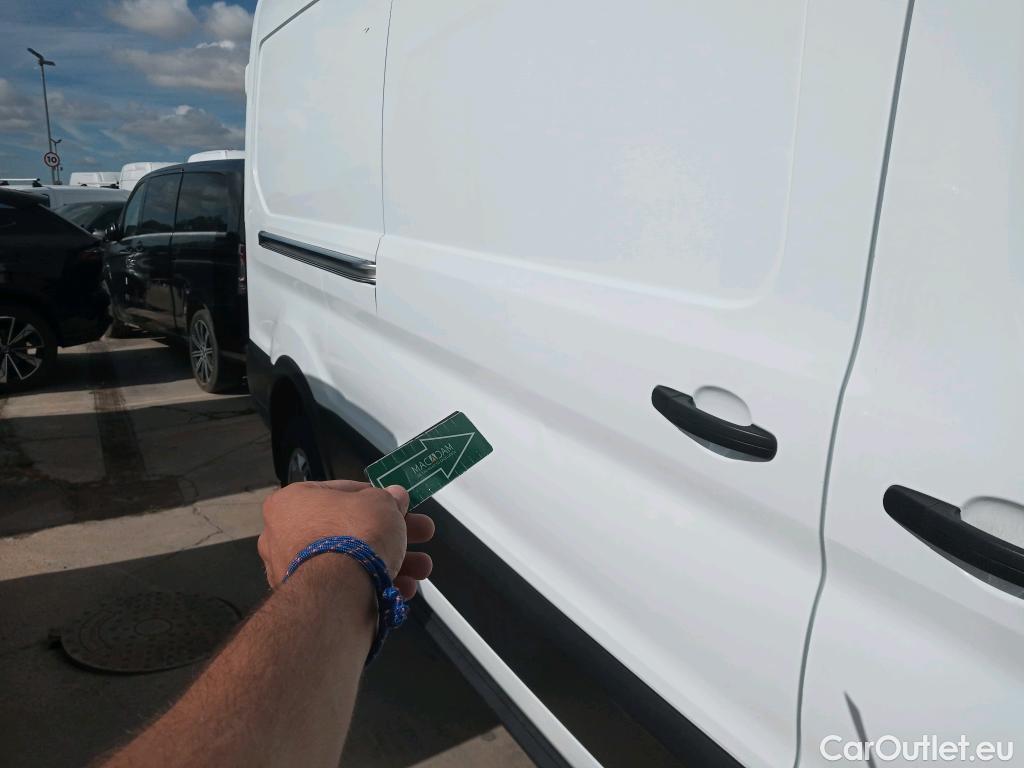  Ford  Transit FORD  / 2013 / 4P / furgón 350 96kW L3H2 Van Trend FWD MHEV #8
