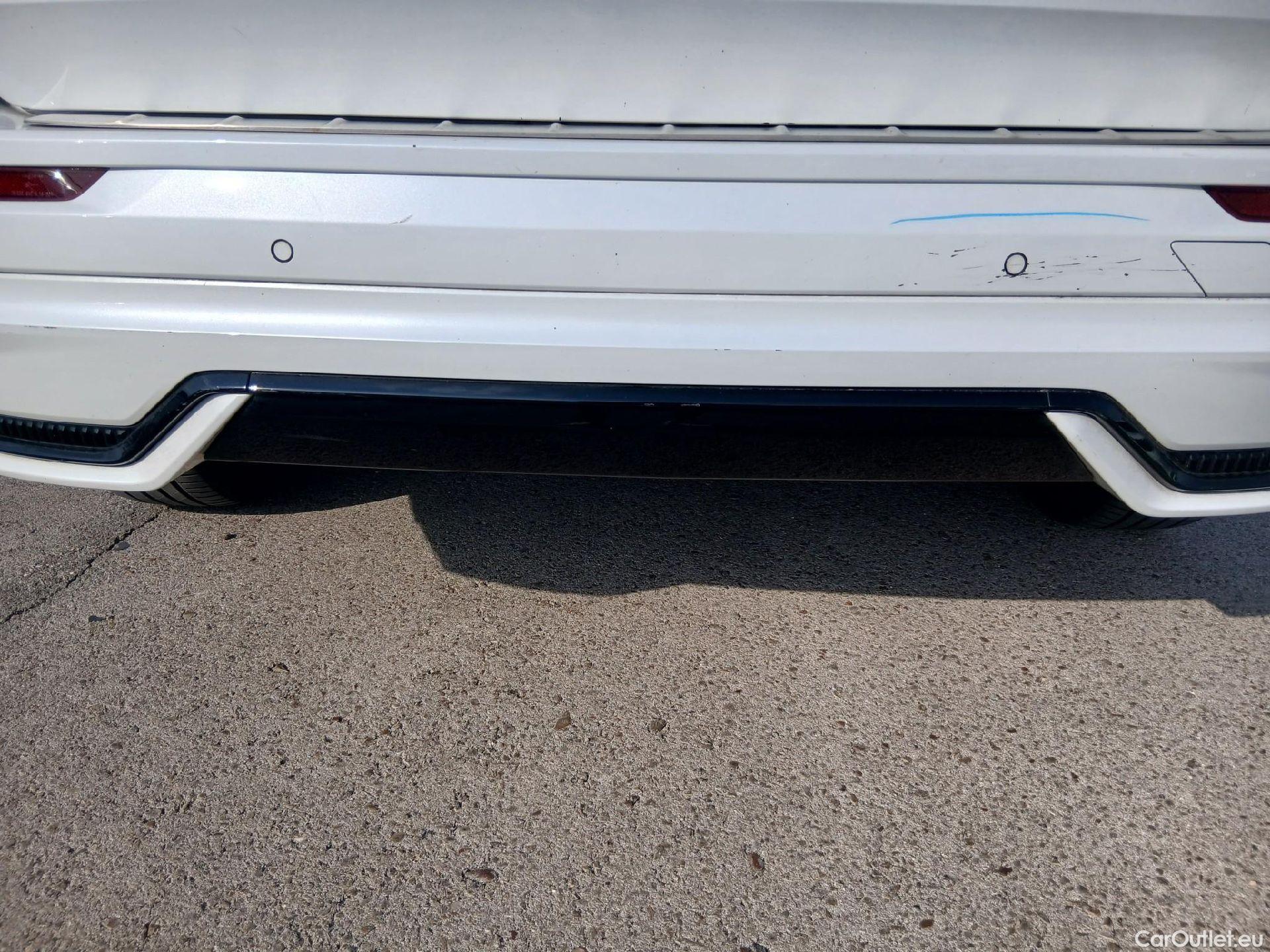  Volvo  XC60 VOLVO  2.0 T6 AWD Recharge Plus Dark Auto #34