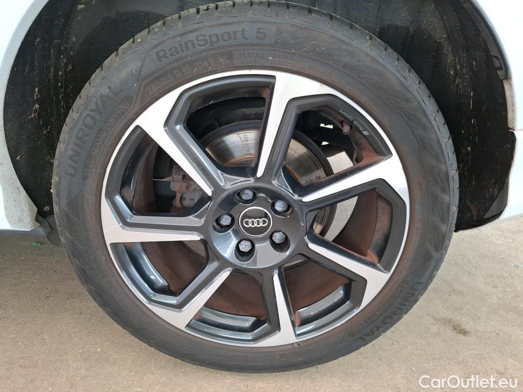  Audi  Q3 Audi  Sportback 5p SUV 2.0 35 TDI 150 S TRONIC S LINE #60