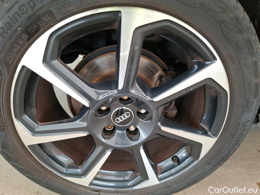  Audi  Q3 Audi  Sportback 5p SUV 2.0 35 TDI 150 S TRONIC S LINE #87