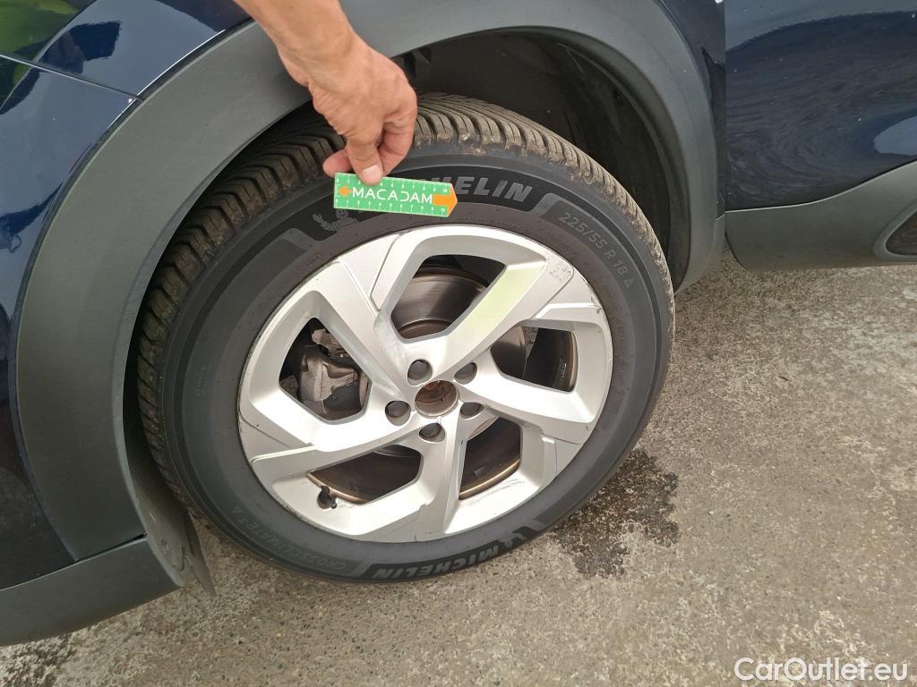  Citroen  C5 Aircross CITROEN  / 2022 / 5P / SUV BlueHDi 130 S&S EAT8 Feel #30