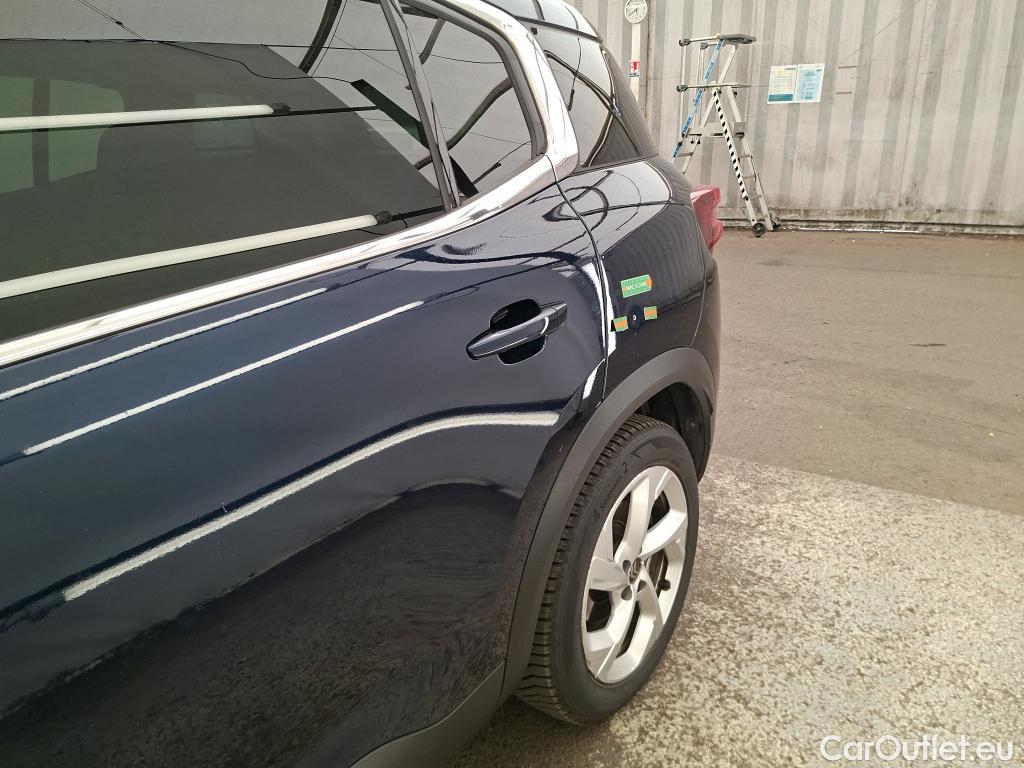  Citroen  C5 Aircross CITROEN  / 2022 / 5P / SUV BlueHDi 130 S&S EAT8 Feel #4