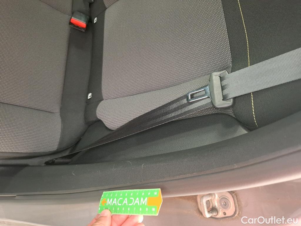  Citroen  C3  Feel Business 1.5 BlueHDI 100CV BVM6 E6dT #18