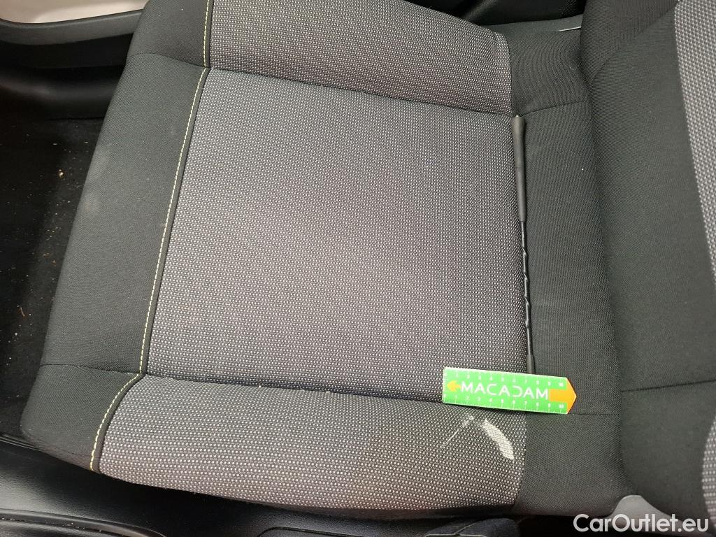  Citroen  C3  Feel Business 1.5 BlueHDI 100CV BVM6 E6dT #3