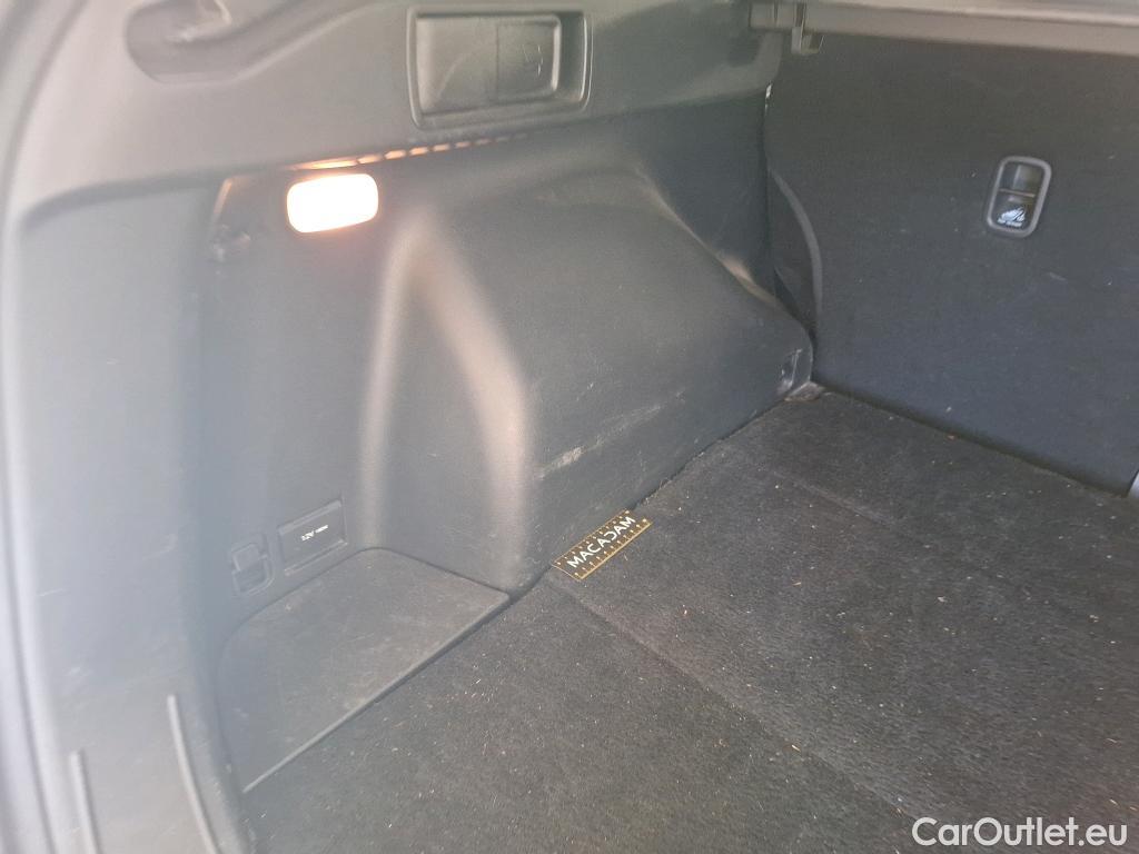  Hyundai  Tucson  Business Hybrid 2WD 1.6 T-GDI 230CV BVA6 E6d #9