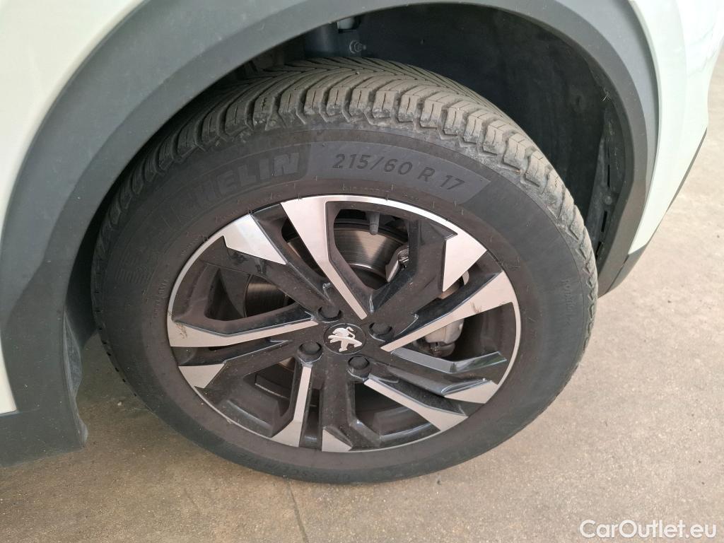  Peugeot  2008  Allure 1.5 HDi 130CV BVA8 E6d #1