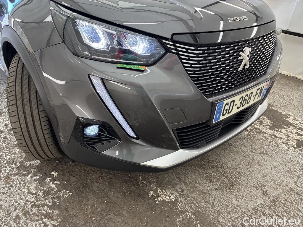  Peugeot  2008 PEUGEOT  / 2019 / 5P / Crossover BLUEHDI 110 S&S ALLURE PACK #25