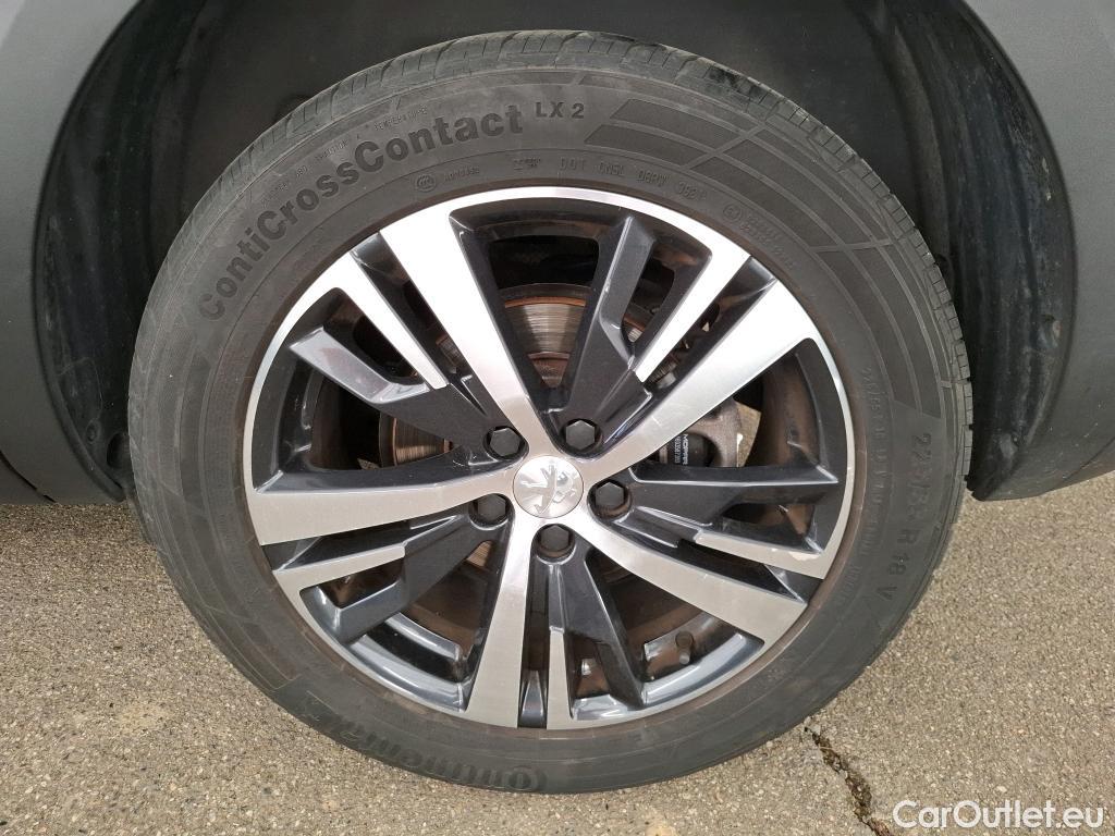 Peugeot  5008  Allure Pack 1.5 HDi 130CV BVA8 7 Sieges E6d #69