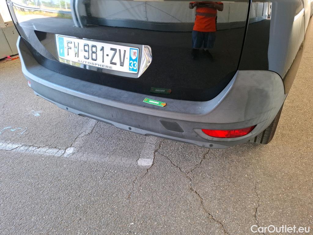  Peugeot  5008  Active Business 1.5 HDi 130CV BVA8 7 Sieges E6d #124