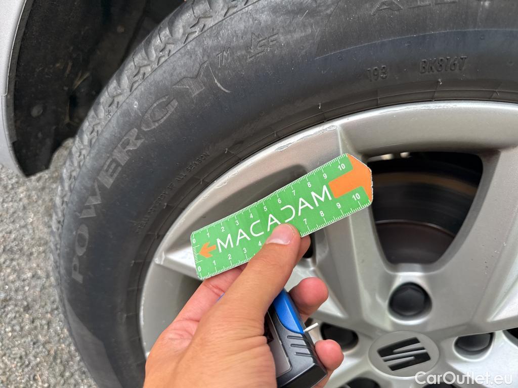  Seat  Leon  Sportstourer Business 2.0 TDI 150CV BVA7 E6d #8