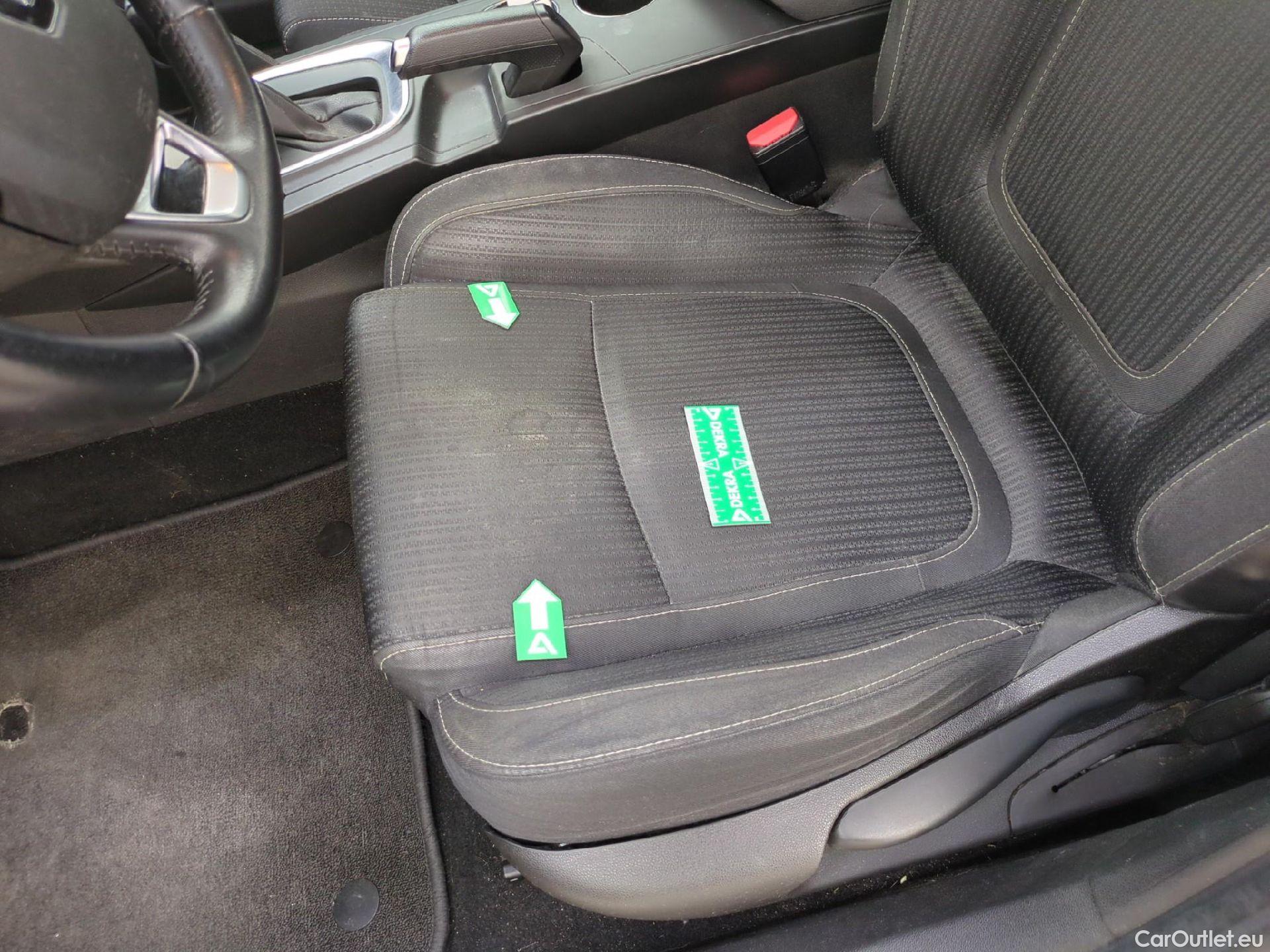  Renault  Megane  IV Grandtour Business 1.5 dCi 115CV BVA7 E6dT #22
