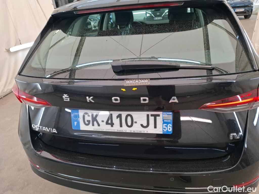  Skoda  Octavia SKODA  Combi / 2020 / 5P / Break 1.4 TSI PHEV iV 204 DSG6e Business #38