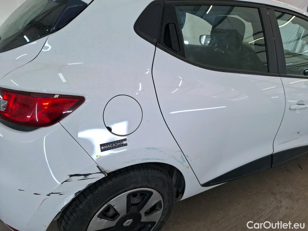  Renault  Clio  IV Air MediaNav 1.5 dCi 75CV BVM5 E6 #32