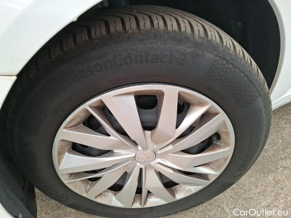  Peugeot  208  Premium 1.5 HDi 100CV BVM6 E6d #46