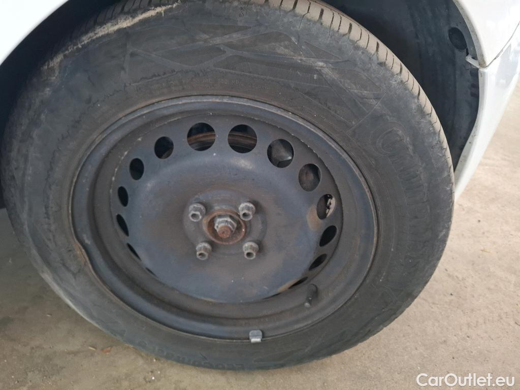  Renault  Clio  IV Air 1.5 dCi 75CV BVM5 E6 #18