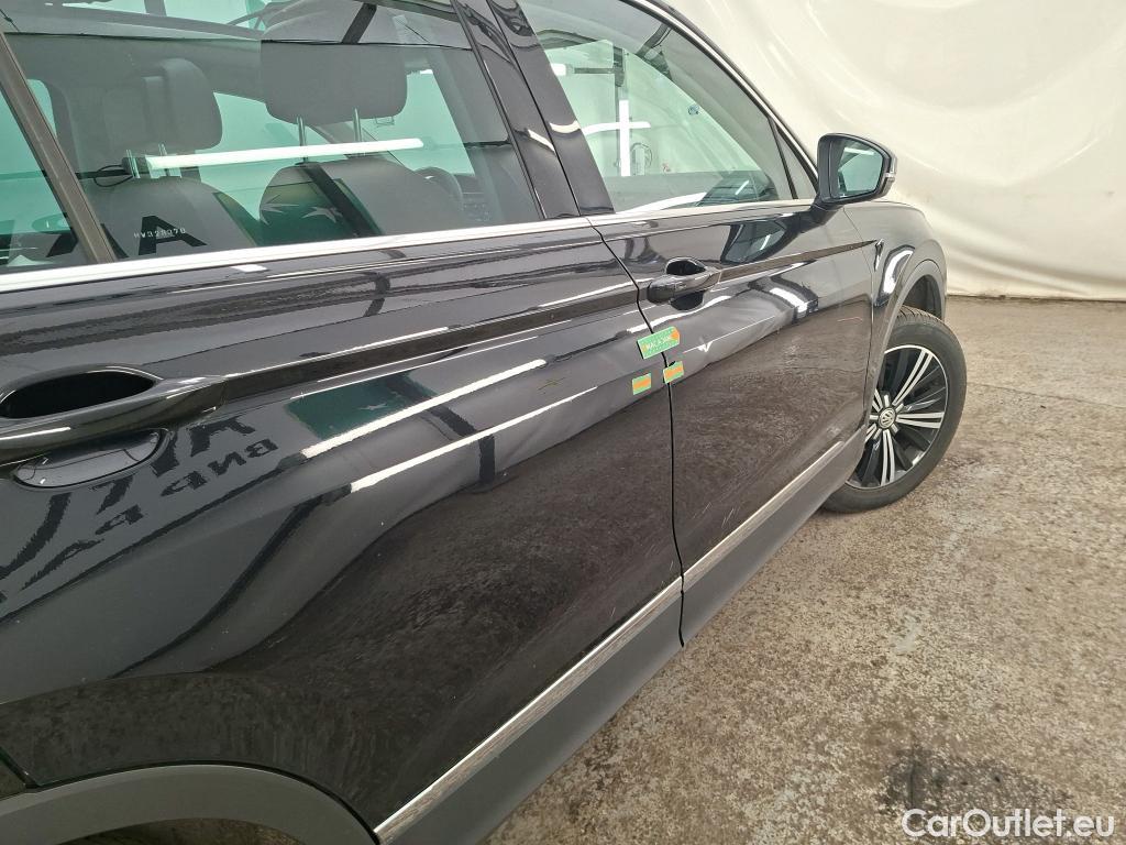  Volkswagen  Tiguan VOLKSWAGEN  5p SUV 2.0 TDI 150 Carat Edition BMT 4Motion #27
