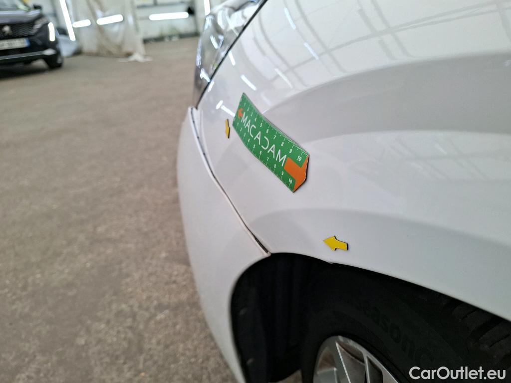  Peugeot  208  Premium 1.5 HDi 100CV BVM6 E6d #17
