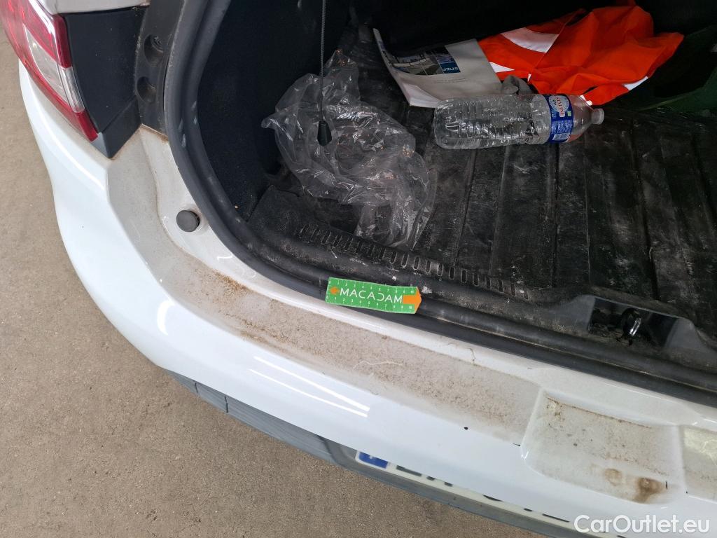  Renault  Clio  IV Air 1.5 dCi 75CV BVM5 E6 #15