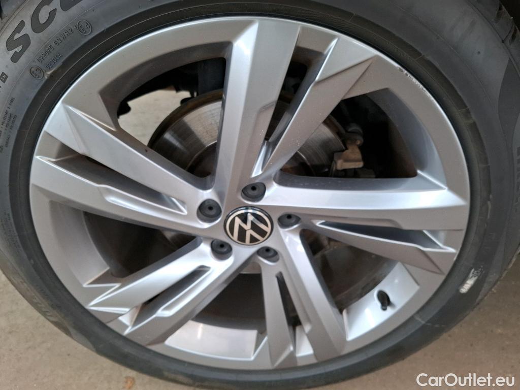  Volkswagen  Tiguan  / 2020 / 5P / SUV 1.4 eHybrid 245 DSG6 R-Line. #10