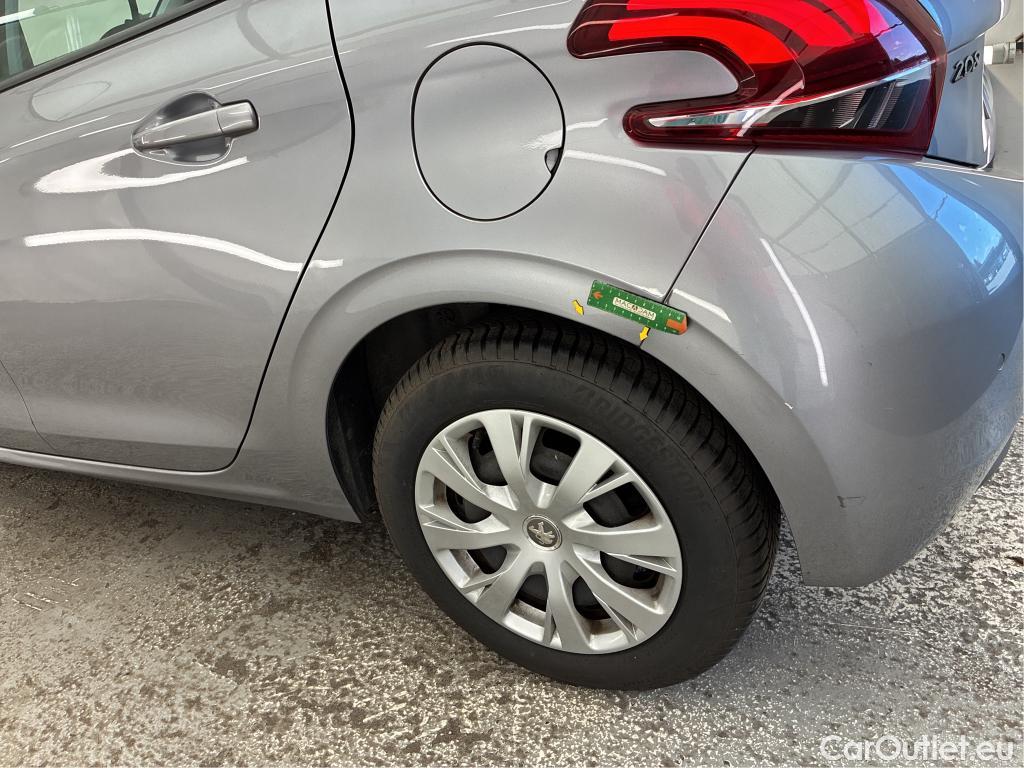  Peugeot  208  Affaire Premium Pack 1.5 HDi 100CV BVM5 E6dT #14