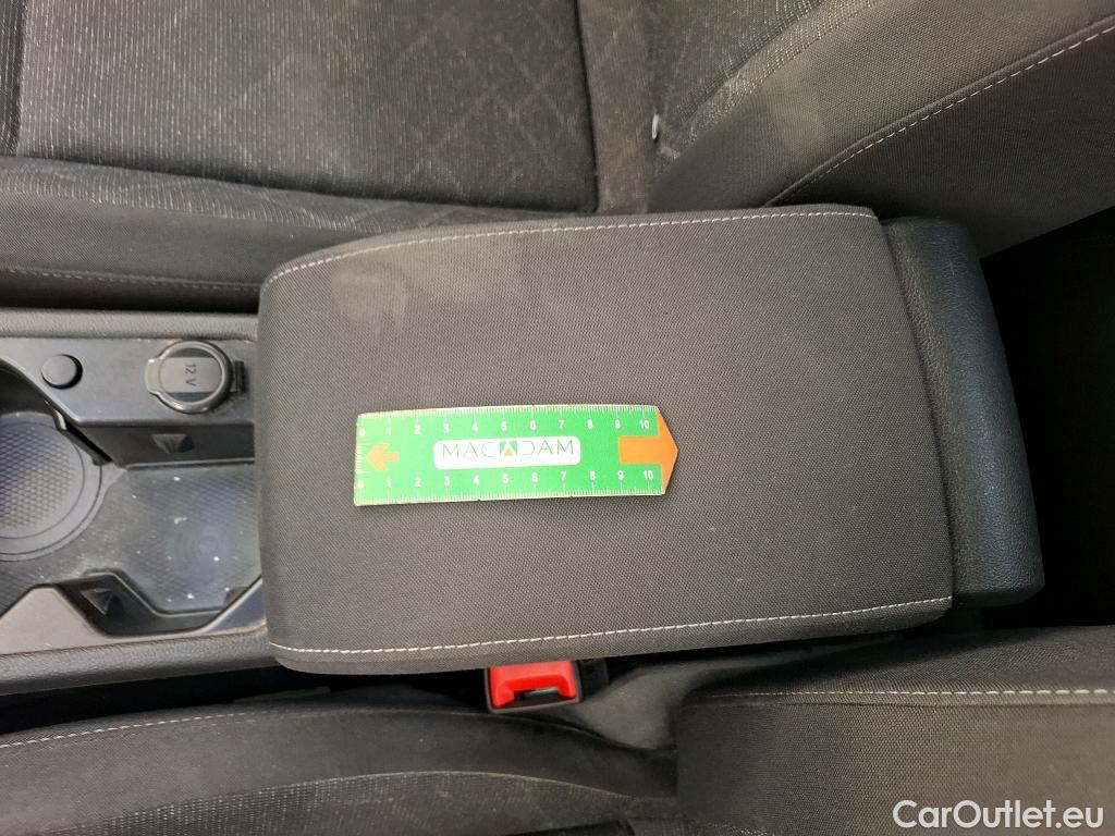  Volkswagen  Golf  VOLKSWAGEN / 2020 / 5P / Berline 1.0 eTSI OPF 110 DSG7 Life Business #45