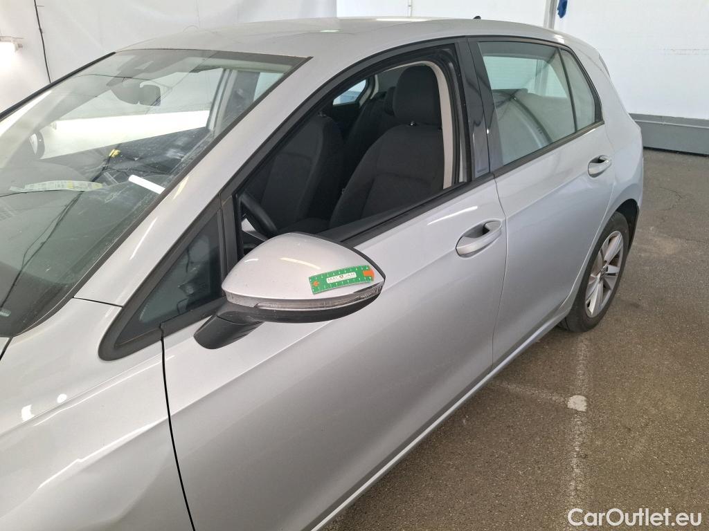  Volkswagen  Golf  VOLKSWAGEN / 2020 / 5P / Berline 1.0 eTSI OPF 110 DSG7 Life Business #46