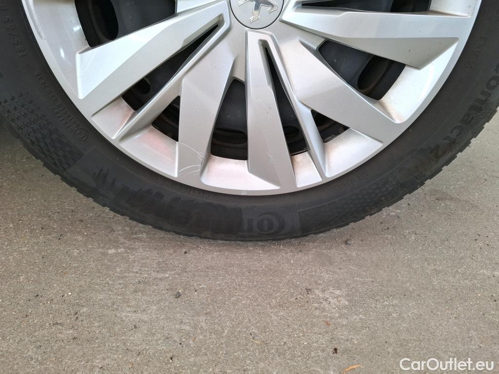  Peugeot  208  Premium 1.5 HDi 100CV BVM6 E6d #44