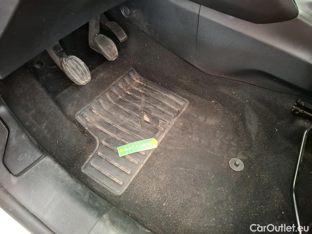  Peugeot  208  Premium 1.5 HDi 100CV BVM6 E6d #1