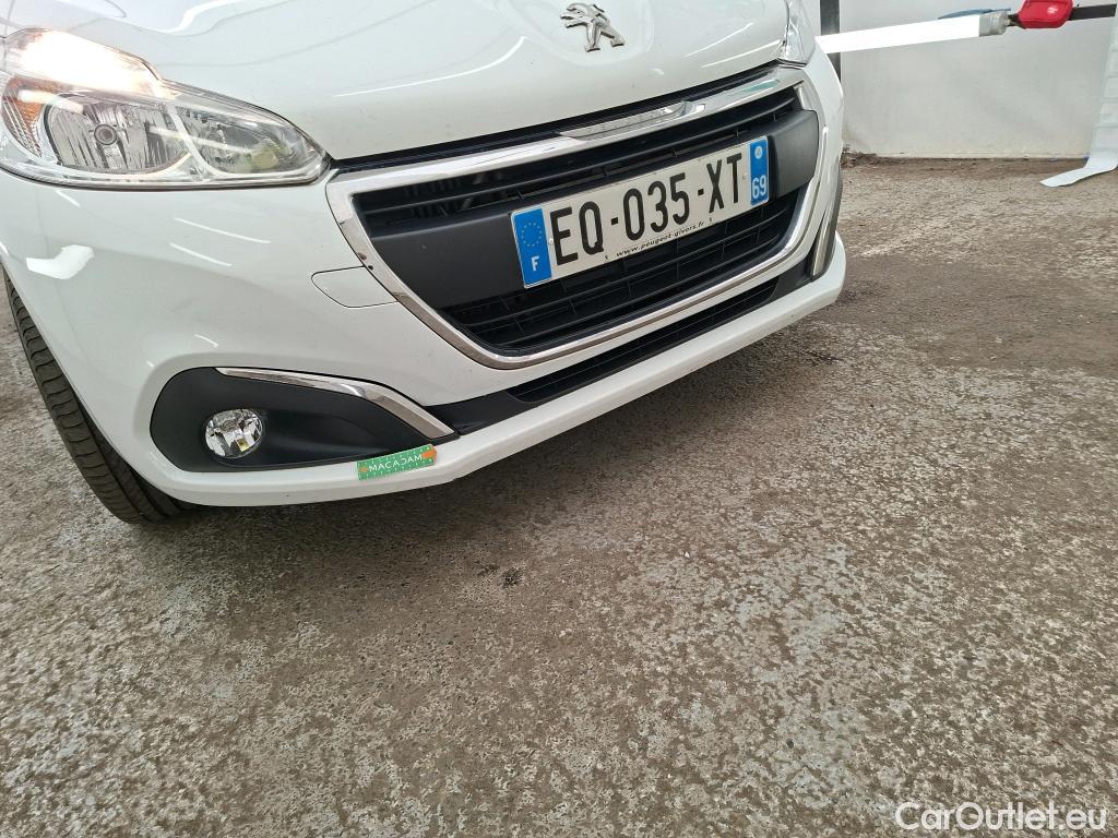  Peugeot  208  Affaire Premium 1.6 HDi 75CV BVM5 E6 #4
