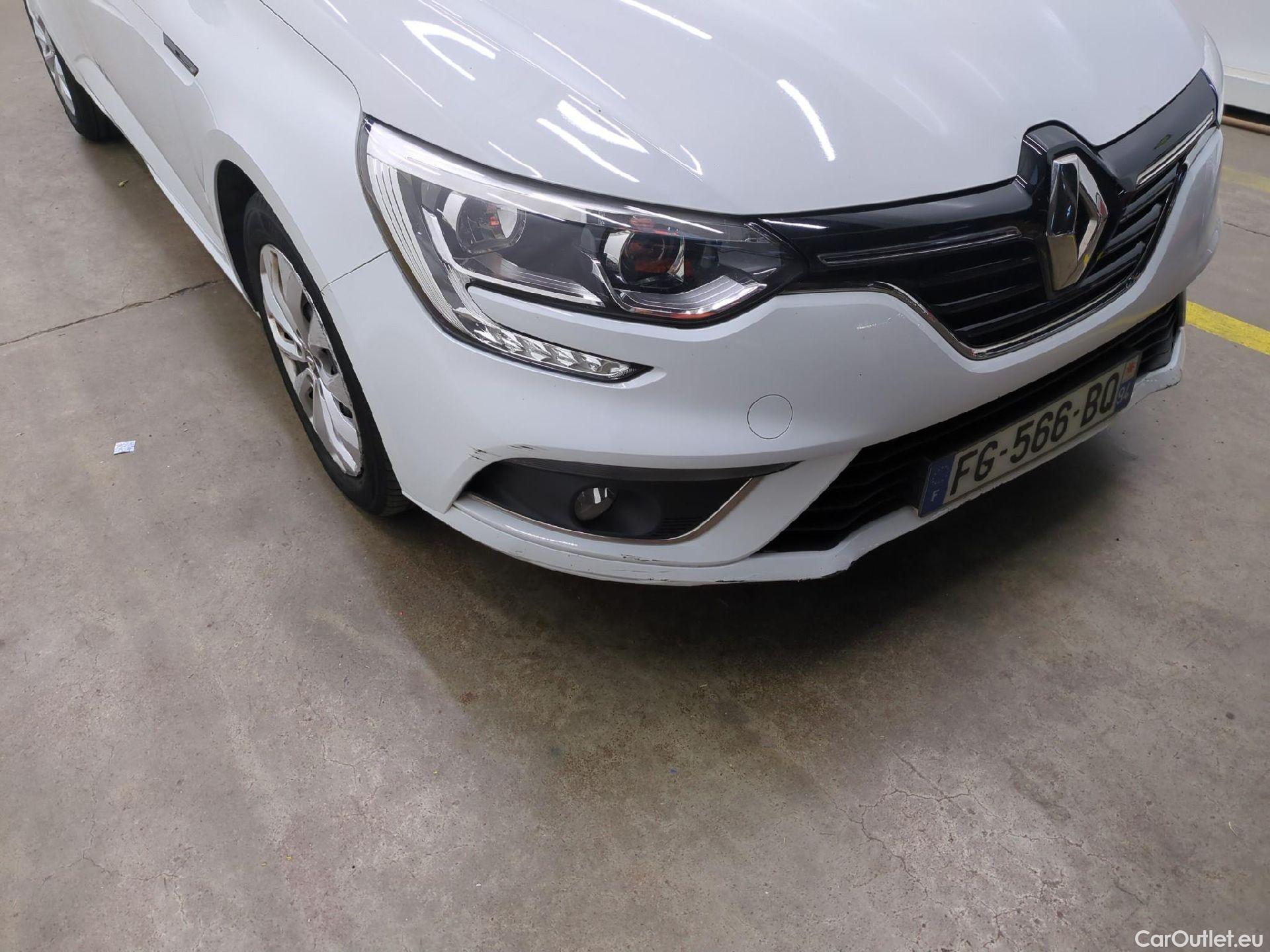  Renault  Megane  IV Berline 5pt. Société Air Nav 1.5 dCi 90CV BVM6 E6 #23