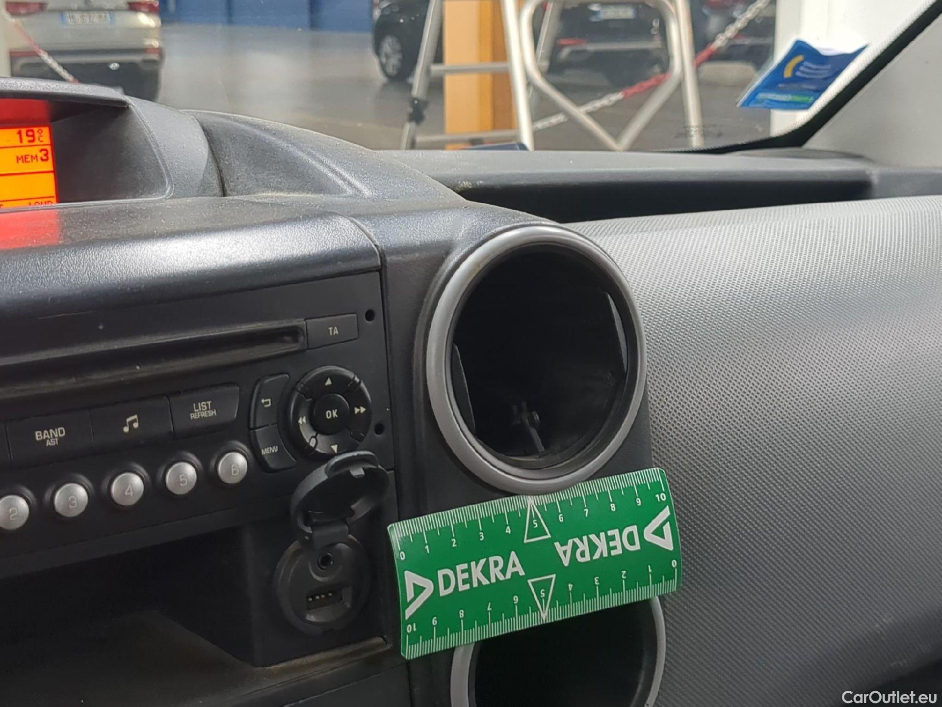  Citroen  Berlingo  Fourgon Club L1 (Court) 1.6 BlueHDi 75CV BVM5 E6 #1