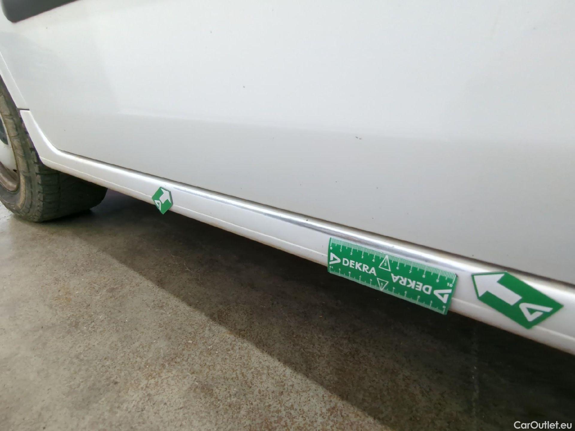  Citroen  Berlingo  Fourgon Club L1 (Court) 1.6 BlueHDi 75CV BVM5 E6 #47