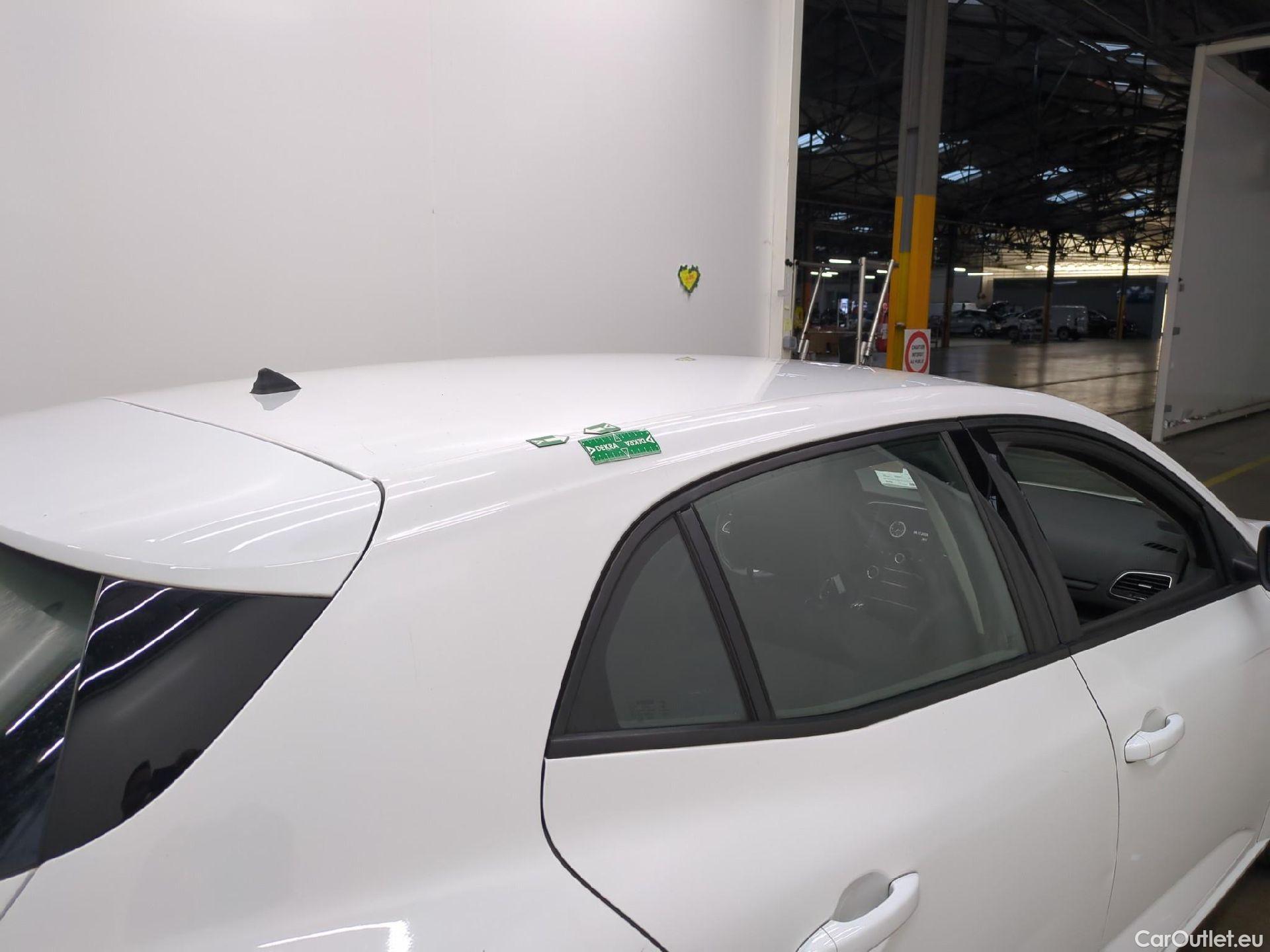  Renault  Megane  IV Berline 5pt. Société Air Nav 1.5 dCi 90CV BVM6 E6 #78