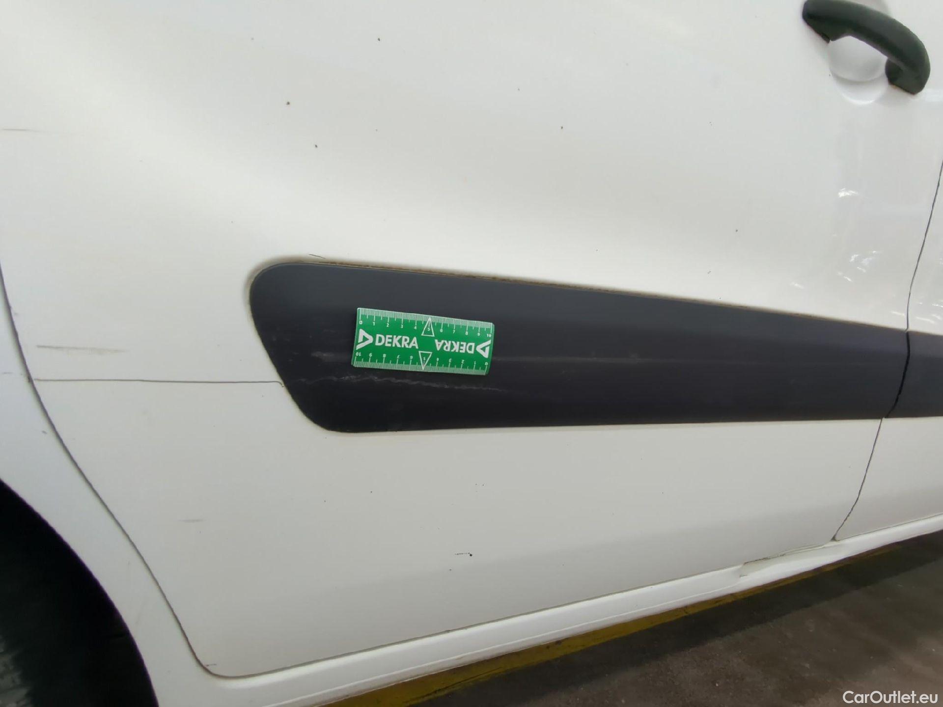  Citroen  Berlingo  Fourgon Club L1 (Court) 1.6 BlueHDi 75CV BVM5 E6 #37