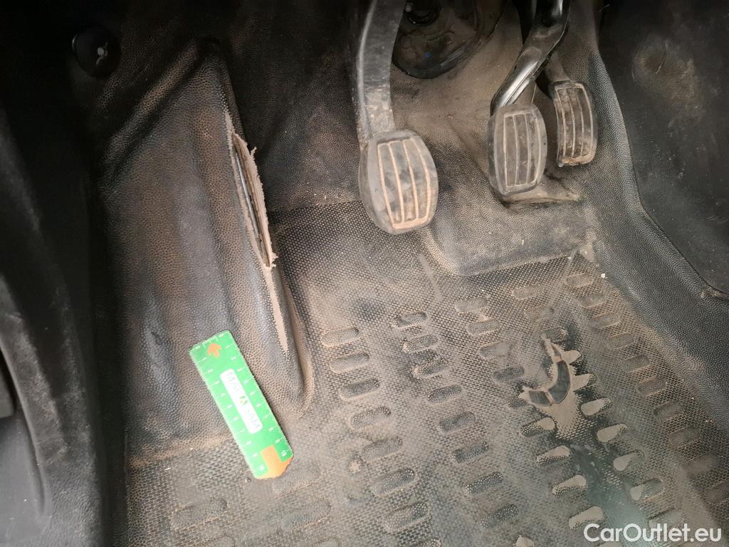  Citroen  Berlingo  Fourgon Club M 650 1.5 BlueHDi 75CV BVM5 E6dT #20