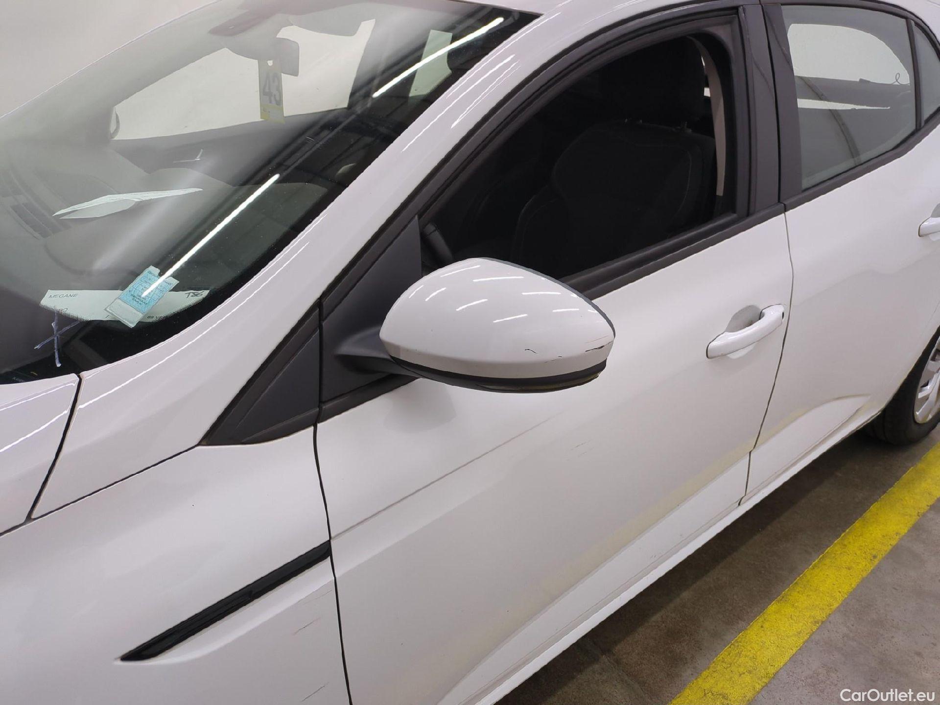  Renault  Megane  IV Berline 5pt. Société Air Nav 1.5 dCi 90CV BVM6 E6 #35