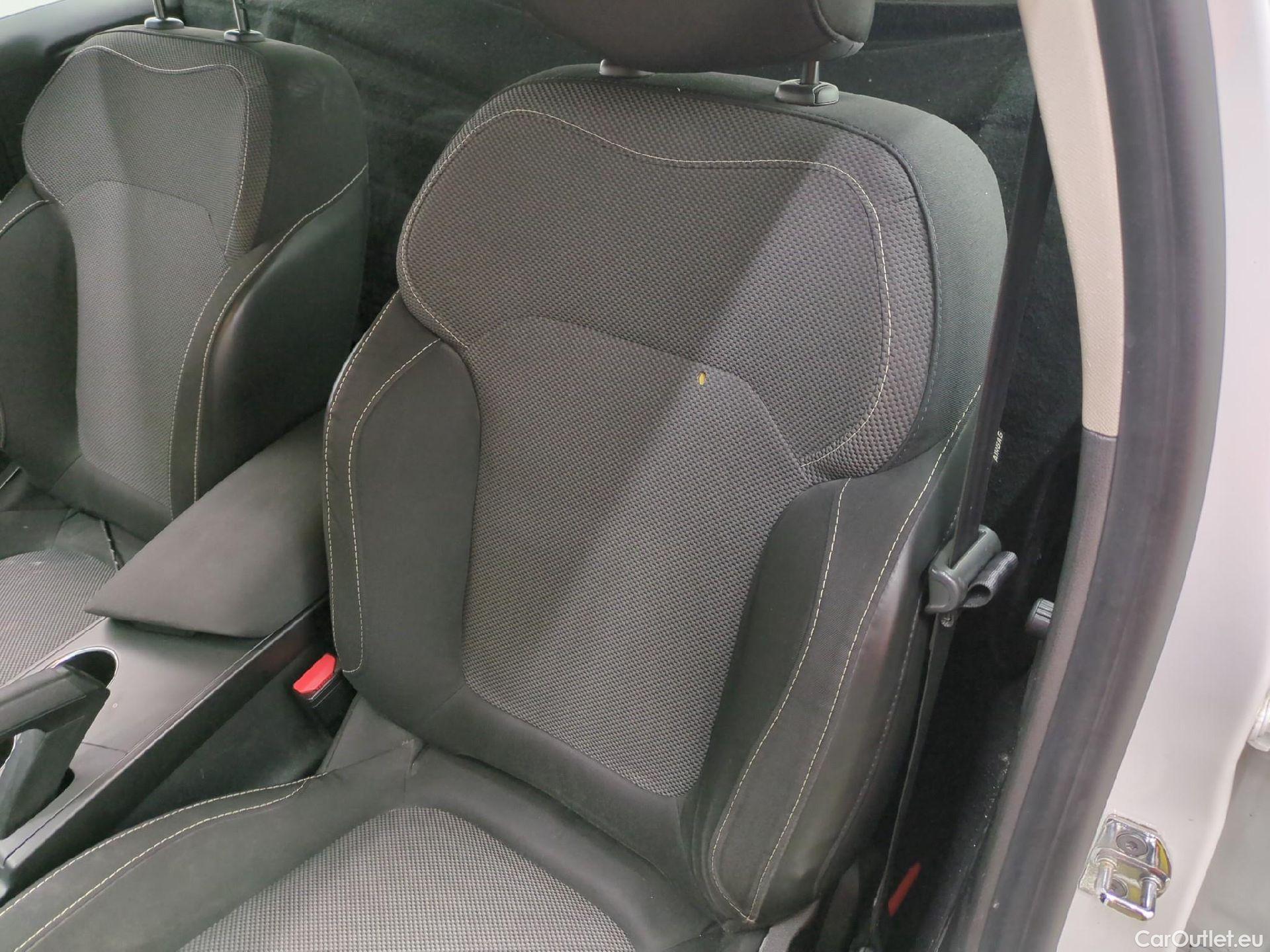  Renault  Megane  IV Berline 5pt. Société Air Nav 1.5 dCi 90CV BVM6 E6 #12