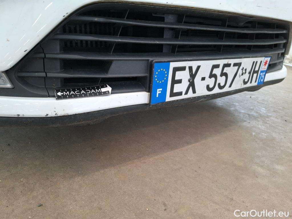  Renault  Clio  IV Air MediaNav 1.5 dCi 75CV BVM5 E6 #107